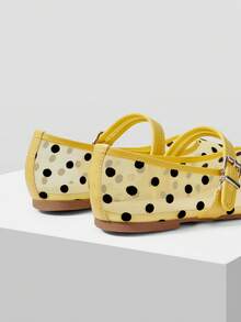 MOTF PREMIUM 复古优雅通勤波点网眼搭扣鞋 - 黃色 - 查看 7