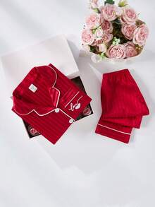 Bộ đồ ngủ bé gái thanh lịch, ngọt ngào - Bộ đồ ngủ 2 mảnh thoải mái, màu đỏ tía kẻ sọc thêu hình trái tim dành cho bé gái, gồm tay dài và quần dài. - Đỏ - Xem 6