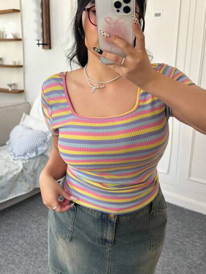 CovetEZ 大码彩虹条纹修身短袖T恤，夏季时尚