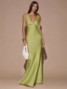 SHEIN BAE 性感简约纯色奶油黄深V领无袖露背系带连衣裙，适合派对、鸡尾酒会、正式场合、伴娘、生日、圣诞节、商务休闲等场合。 - 橄欖綠 - 查看 4