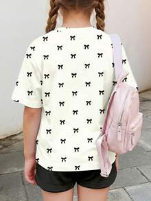 SHEIN Bộ quần áo 2 mảnh gồm áo thun ngắn tay và quần đùi in hình nơ nhỏ xinh xắn, màu đen thanh lịch, tối giản, thích hợp cho bé gái mặc vào mùa hè, trang phục hè dễ thương, đồ hè cho trẻ em, đồ đi chơi hè, phong cách Hàn Quốc, trang phục dự tiệc, thoải mái và thời trang cho trẻ em, trang phục xuân hè, trang phục thường ngày, áo thun in hình cho bé, phong cách hè mới, thời trang xuân hè. - Nhiều màu - Xem 2