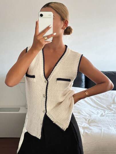 DAZY Women's V-Neck Patchwork Contrast Color Sleeveless Knit Vest Top