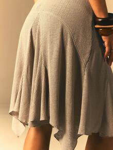 Athîral 女士休闲V领吊带上衣和针织裙两件套，适合度假穿着 - 卡其色 - 查看 7