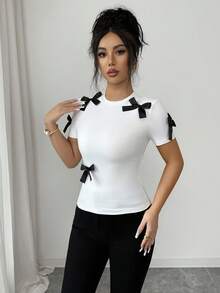 SHEIN Elenzya 2026春夏新款女式纯白色短袖修身T恤，蝴蝶结装饰设计，适合20-35岁以上女性，返校、毕业、日常通勤穿着。 - 白色 - 查看 5