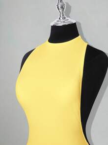 SHEIN ICON Vestido mini casual y sexy de unicolor sin espalda - Amarillo - Ver 3