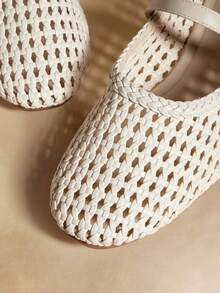 Rosivie Zapatos planos de material trenzado de PU, zapatos elegantes de estilo de oficina para ir y venir - Blanco roto - Ver 5