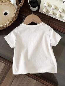 SHEIN Baby Boy White Summer Casual Family Matching Cartoon Print Father-Son Crew Neck Short Sleeve Top,Minimalist Classic Fashion School Style Loose Shirt - White - View 3