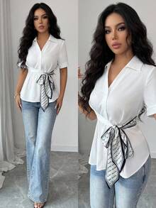 Modelyn Kemeja Lengan Pendek dengan Kerah Satin dan Tali Ikat Pinggang, Gaya Elegan, Musim Semi/Panas - Putih - View 1