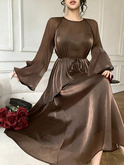 DAZY Bộ đồ dự tiệc thanh lịch dành cho nữ, gồm áo và chân váy (2 món).