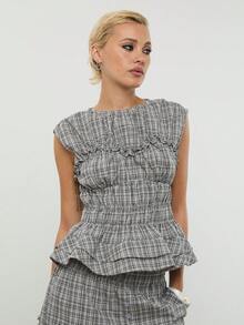 COUREZ Shrunken Shirred Check Top With Frills Detail And Peplum Hem /Y2K Spring Clothes For Women Check Print Going Out Tops Summer Tops Spring Break Outfits Summer Outfits - Black and White - View 5