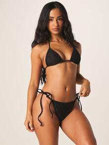 MISSGUIDED Conjunto de bikini triangular para mujer con cuello de halter y Bottom con lazos laterales, con estampado de encaje superpuesto, traje de baño para la playa - Gris - Ver 4