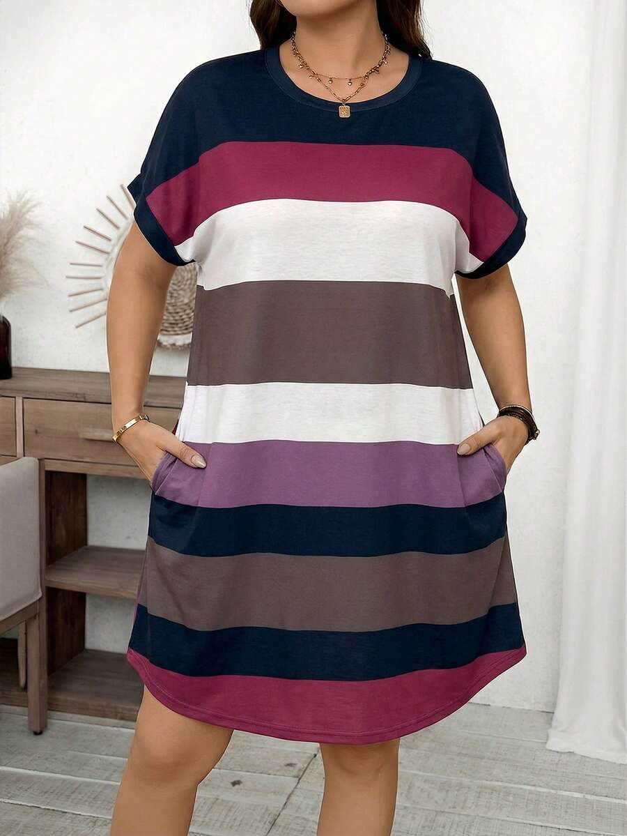 SHEIN LUNE 大码女装夏季拼接圆领休闲连衣裙 大码T恤裙 宽松休闲连衣裙 口袋连衣裙 宽松连衣裙 女士休闲连衣裙 女士夏季服装 女士夏季连衣裙 条纹连衣裙 口袋连衣裙 宽松连衣裙 短袖连衣裙 T恤裙 - 彩色 - 查看 1