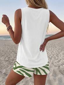 Sylviya 女士休闲简约绿色斑马纹图案七分裤搭配黑色无袖圆领背心 T 恤，2 件套夏季女士夏季服装套装适合外出 - 彩色 - 查看 2