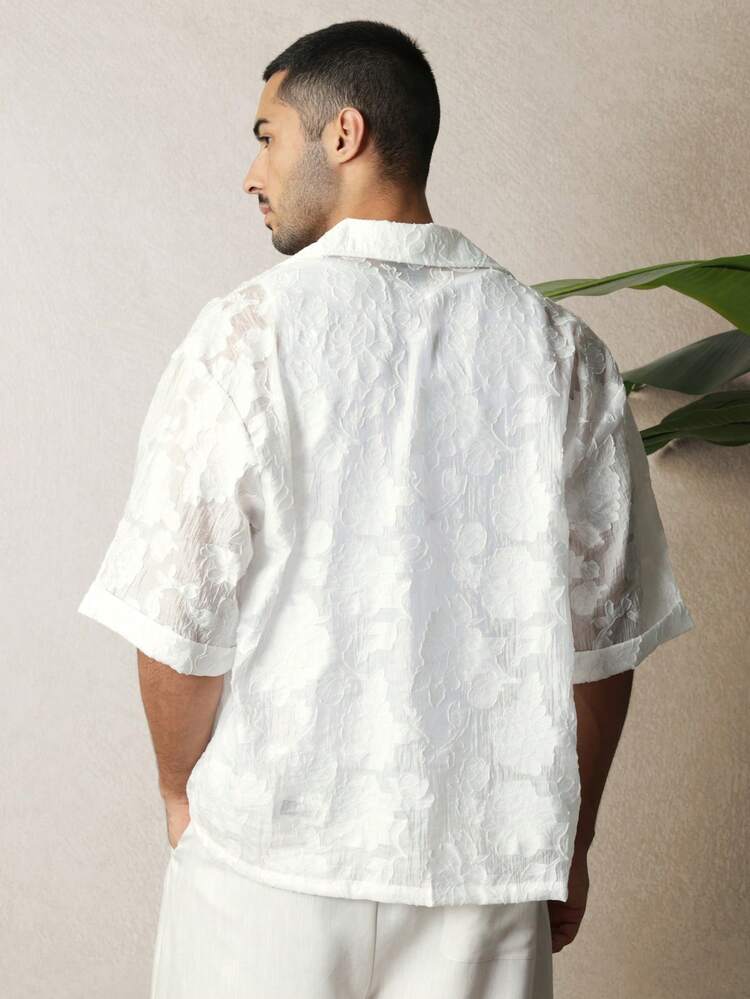 Camisa de organza texturizada de corte cuadrado con cuello de solapas