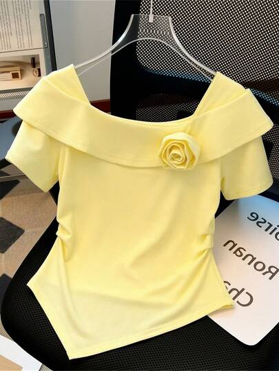 GlowEve Off-Shoulder Rose Decor Asymmetrical Hem Fitted Short Sleeve T-Shirt
