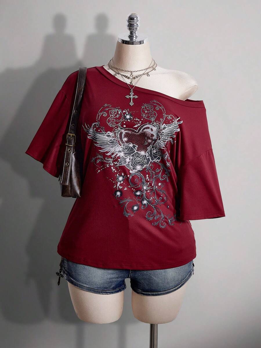 SHEIN ICON Camiseta holgada con hombros oblicuos y estampado punk para mujer de talla grande - Burdeos - Ver 1