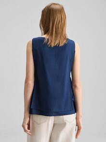 Ontre 女士无袖上衣，舒适梭织面料，露肩宽松版型，侧边系带蝴蝶结设计，现代都市时尚，适合商务、休闲、办公场合穿着，低调优雅，高品质机场、邮轮、婚礼宾客着装，百搭轻盈，尽显奢华质感 - 藏蓝色 - 查看 4