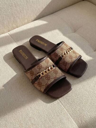 Resyla [Casual Flat Sandals] Women's Flat Sandals With Chain Buckle, Peep Toe, Slip-On, TPR Sole - Suitable For Beach