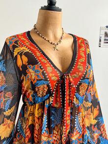 Soleia 大码女士度假针织网纱复古花卉图案V领长袖喇叭袖前系带蝴蝶结A字衬衫 - 彩色 - 查看 6