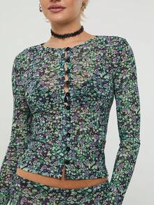 COUREZ Knopf-Cardigan mit kleinteiligem Blume Muster / Y2K Frühlingskleidung für Frauen, Blumendruckoberteil mit langen Ärmeln, Ausgehoberteil, Sommeroutfits, Sommertops, Frühlingsbreak-Outfits - Verschiedenfarbig - Übersicht 6