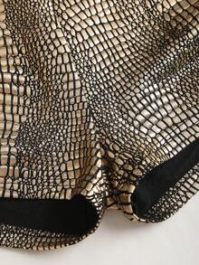 Sweetra Quần short ôm sát gợi cảm cổ điển, chất liệu vải màu đỏ rượu vang có họa tiết, đa năng cho tiệc Giáng sinh, phong cách ngọt ngào và quyến rũ. - Vàng - Xem 5