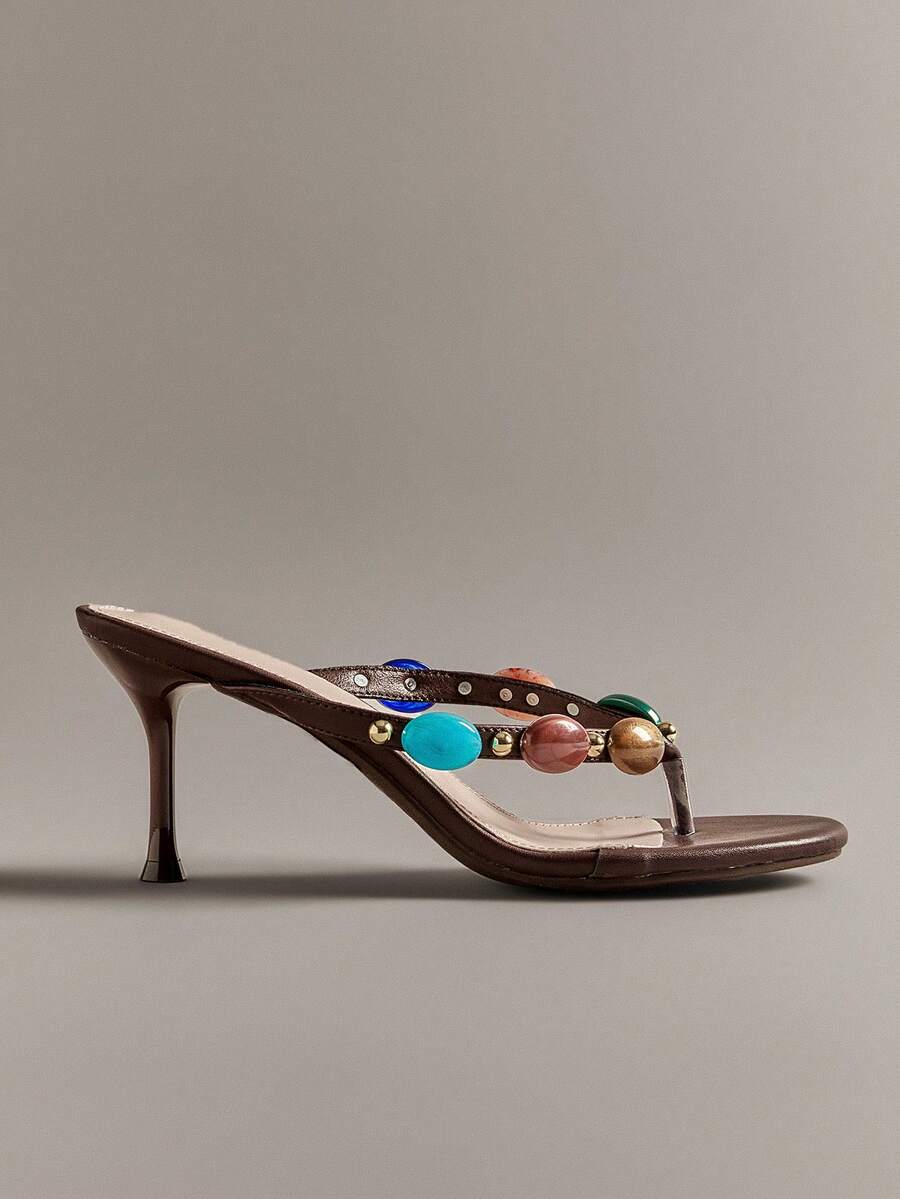 Hauture Sandales à talons stilettos à bride en T ornées de pierres précieuses pour femmes - Bout rond en PU chocolat. Style rétro chic, glamour rétro coloré pour les soirées. - Marron fonçé - Voir 1