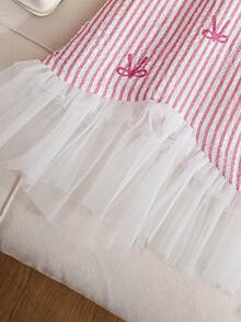 SHEIN 新款夏季女童连衣裙，优雅单件设计，荷叶边领口，无袖撞色网纱裙摆，公主风连衣裙，适合日常穿着、派对、旅行等场合。 - 粉色 - 查看 8