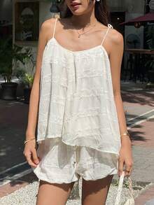 Serisse 女士纯色吊带背心和短裤休闲两件套，法式夏季度假轻盈浪漫白色蕾丝褶皱拼接吊带背心两件套，清新显瘦宽松短裤，夏季度假/午后漫步/日常出行热销套装，婚礼白色套装，白色上衣，荷叶边上衣，女士度假套装，女士休闲套装，优雅女士套装，女士沙滩装，女士夏季服装，春夏精选Zanzea连衣裙，女士两件套，女士短裤套装 - 米色 - 查看 8