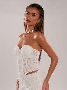 SHEIN BAE Áo croptop quây màu trắng chất liệu vải dệt họa tiết, gợi cảm, thích hợp cho kỳ nghỉ thường ngày, đi biển, áo quây lãng mạn, áo kiểu thanh lịch, áo blouse trắng có họa tiết, thích hợp cho tiệc tùng, tiệc cocktail. - trắng - Xem 5