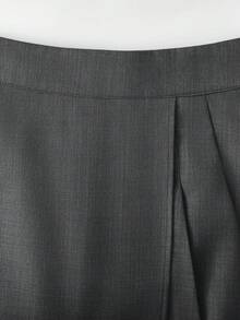 Franclia A-Line Pleated Shorts, Slimming Design - Grey - View 3