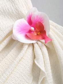 Sweetra 优雅法式纹理面料，柔软杏色抹胸修身收腰连衣裙，饰有3D立体花卉图案，时尚夏季新品 - 杏色 - 查看 4