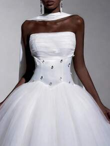 Elitara 优雅简约奶油色缎面拼接薄纱高低摆手工水晶荷叶边新娘婚纱，适合婚礼仪式、正式庆典、红毯活动、豪华招待会、户外森林海滩、正式场合等。 - 白色 - 查看 9