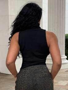 Alexandranx 女士秋冬新款高领无袖紧身罗纹黑色背心毛衣，适合日常穿着 - 黑色 - 查看 2