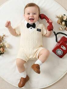 Souflis Souflis 男婴白色学院风可爱领结连体衣，适合外出、聚会、派对和拍照 - 杏色 - 查看 1