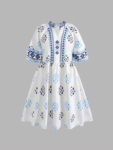 SHEIN 少女蓝白几何图案连衣裙，V领，中袖，宽松版型，适合海滩度假穿着 - 藍白色 - 查看 4