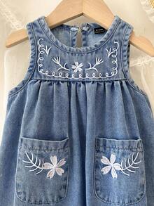LMoss Kids Baby Girls' Floral Embroidered Blue Denim Sleeveless Loose Dress With Headband - Light Wash - View 5