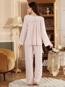 PalaceNights Bộ đồ ngủ nữ rộng rãi, thoải mái, thêu hoa cổ bèo kiểu cổ điển lãng mạn gồm áo khoác cardigan và bộ đồ ngủ. - Màu Hồng baby - Xem 2