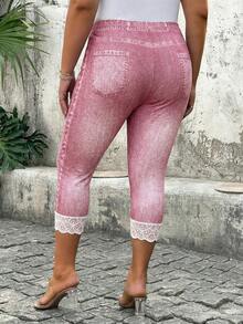 SHEIN Clasi Quần legging lửng dáng lửng phối ren tương phản, họa tiết giả denim dành cho nữ cỡ lớn. - Hồng - Xem 2