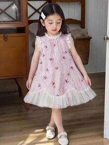 SHEIN 新款夏季女童连衣裙，优雅单件设计，荷叶边领口，无袖撞色网纱裙摆，公主风连衣裙，适合日常穿着、派对、旅行等场合。 - 粉色 - 查看 3