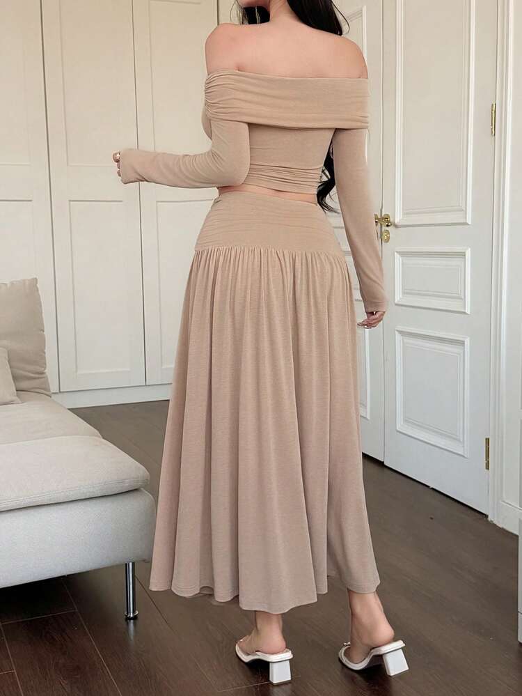 Women's Elegant Solid Color Off-Shoulder Top And Pleated Skirt 2-Piece Set, Summer