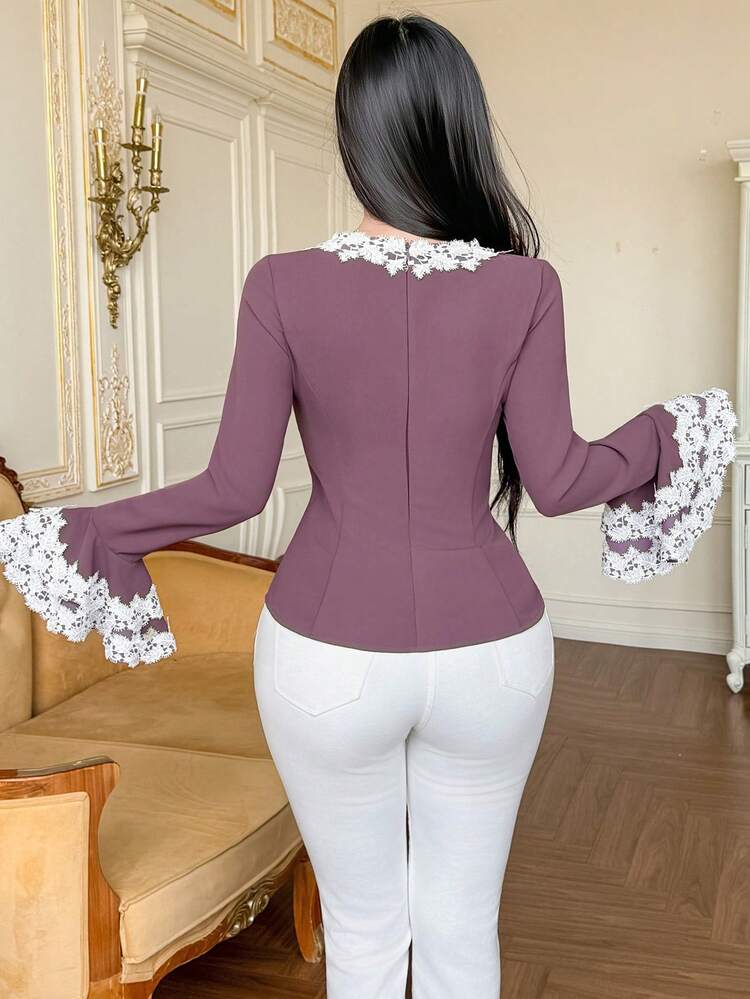 Women's Elegant Contrast Color Lace Patchwork Round Neck Flare Sleeve Blouse, Spring/Summer