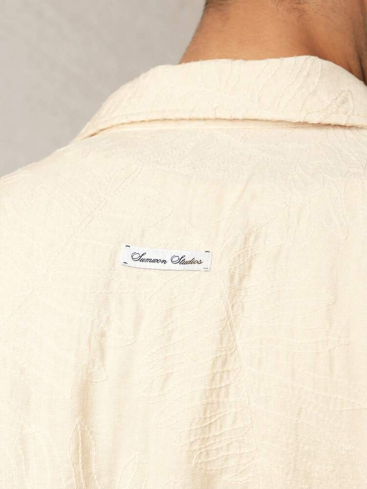 Camicia da resort con colletto rever a vestibilità squadrata e ricamo