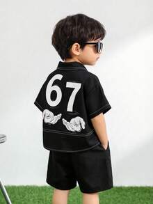 SHEIN Camisa de manga corta con botones delanteros y estampado de dígitos y huellas de mano, estilo casual de verano para bebé niño - Negro - Ver 7