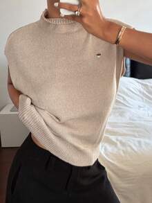 DAZY 女士立领修身无袖针织毛衣 - 卡其色 - 查看 4