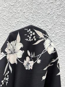 EMERY ROSE Plus Size Women Floral Print Elastic Waist Cropped Pants, Casual Holiday,Going Out,Spring Clothes,Beach Shorts,Vacation Outfits Women Wide Leg Capri Pants Boho Pants For Women Wide Leg Summer Pants, Summer Outfits, Spring Clothes Women,Blue Top,Vacation Outfits Women Floral Pants For Women Print Pants Floral Print Pants Bohemian Pants Women Wide Leg Pant Wide Leg Pants Woman High Waist Women S Summer Pants - Multicolor - View 3