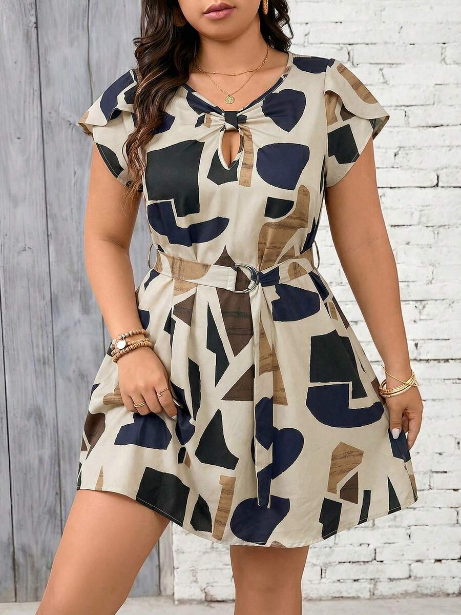 SHEIN Frenchy 大码夏季休闲镂空印花连衣裙 - 彩色 - 查看 1