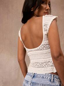 Opulessa 这款休闲女式圆领荷叶边露背修身上衣适合海滩度假、假日、外出、春夏、节日、优雅派对、海滩度假、婚礼宾客、正式毕业典礼、女性工作场合穿着。 - 白色 - 查看 4