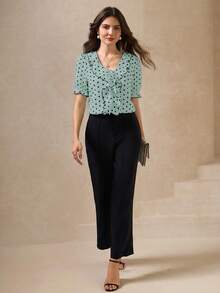 Amorya Áo kiểu nữ tay cánh hoa chấm bi phối viền tương phản cổ bèo nhún thanh lịch - Màu xanh bụi bặm - Xem 5