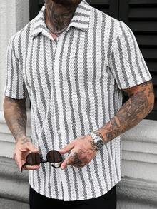 Manfinity Homme 男士条纹单排扣休闲短袖衬衫 - 黑與白 - 查看 1