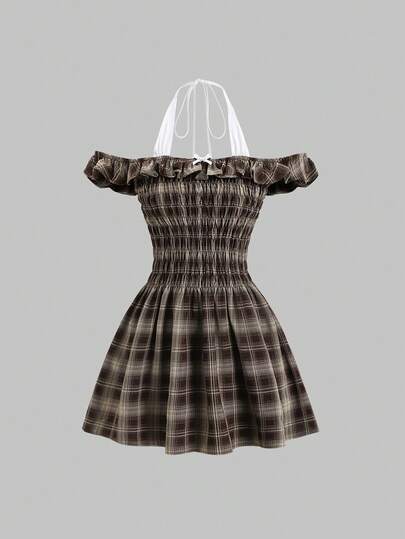 Sweetra 女士露肩吊带白色撞色系带蝴蝶结领口精致荷叶边下摆可爱格子印花二合一连衣裙